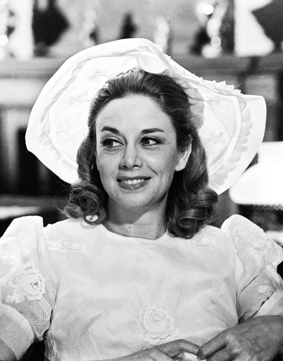 Η Ζακυνθινή αρχόντισσα του θεάτρου και του σινεμά : Η ζήλεια της Βουγιουκλάκη, το παράπονο του παιδιού της και το πένθος στα γενέθλιά της