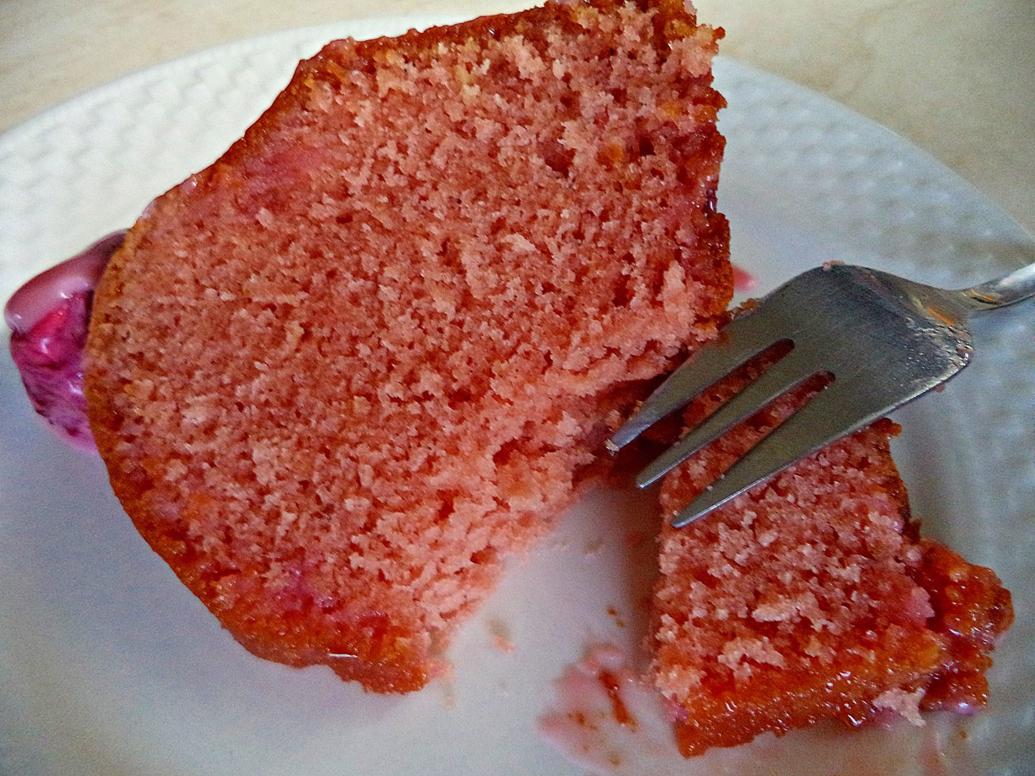 κέικ-φράουλα-με-ζελέ-συνταγή-