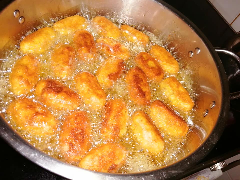 κροκέτες-κοτόπουλο-της-Βέφας-συνταγή- κροκέτες-κοτόπουλο-της-Βέφας-συνταγή-