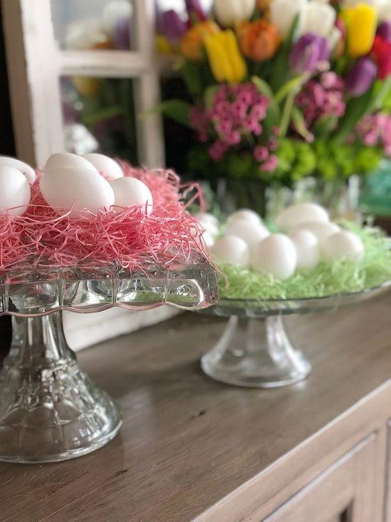 δίσκοι-στο-μπουφέ-με-πασχαλινά αυγά-ιδέες-
