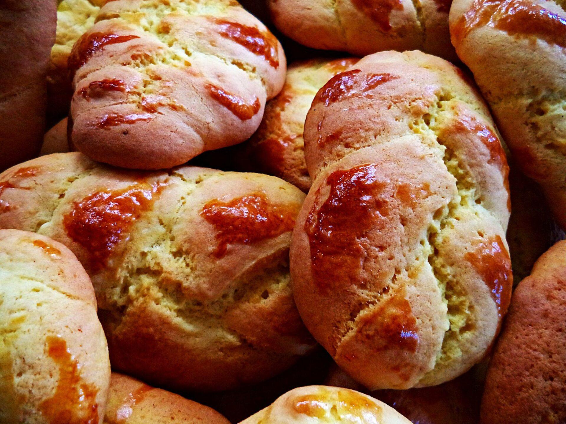 Πασχαλινά-κουλουράκια-με-αμμωνία-συνταγή-