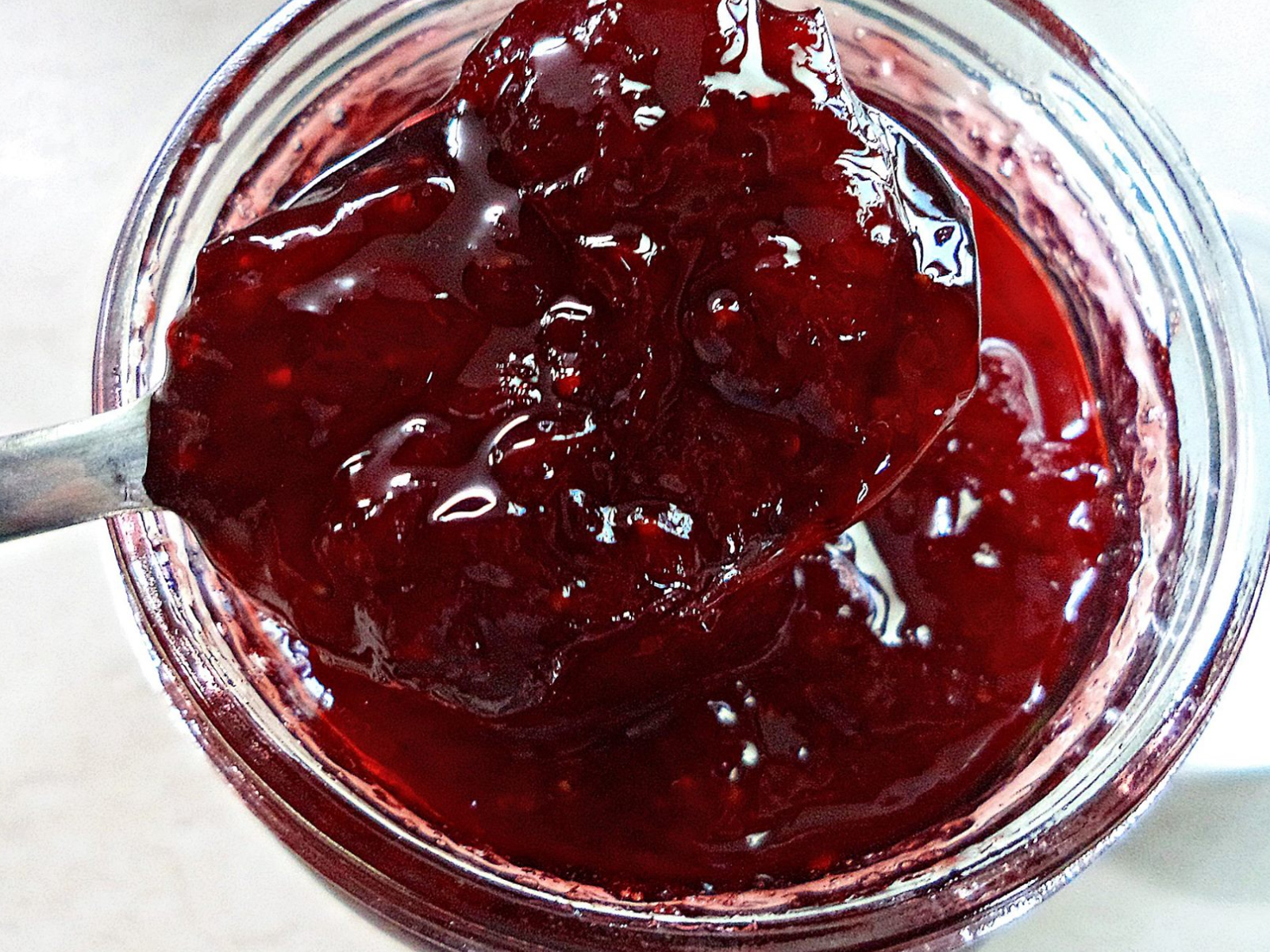 μαρμελάδα-φράουλα-με-5 υλικά-συνταγή-