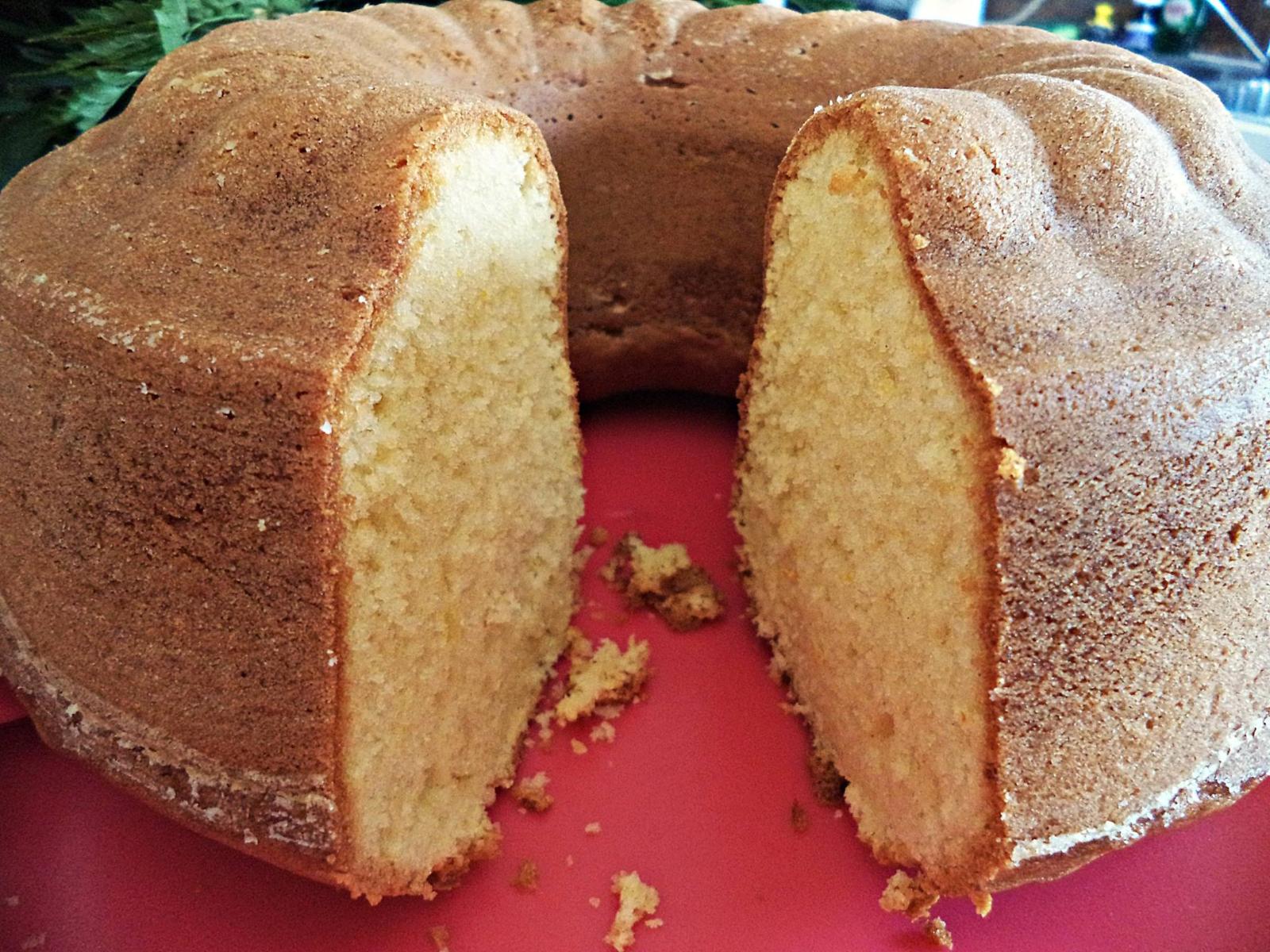 Κέικ αφρός σαν του φούρνου της Σόφης Τσιώπου