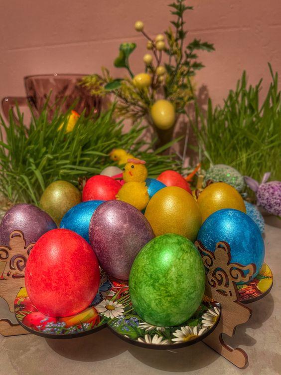 ιδέες-για-να-βάψεις-τα-πασχαλινά αυγά-το-Πάσχα 2024-