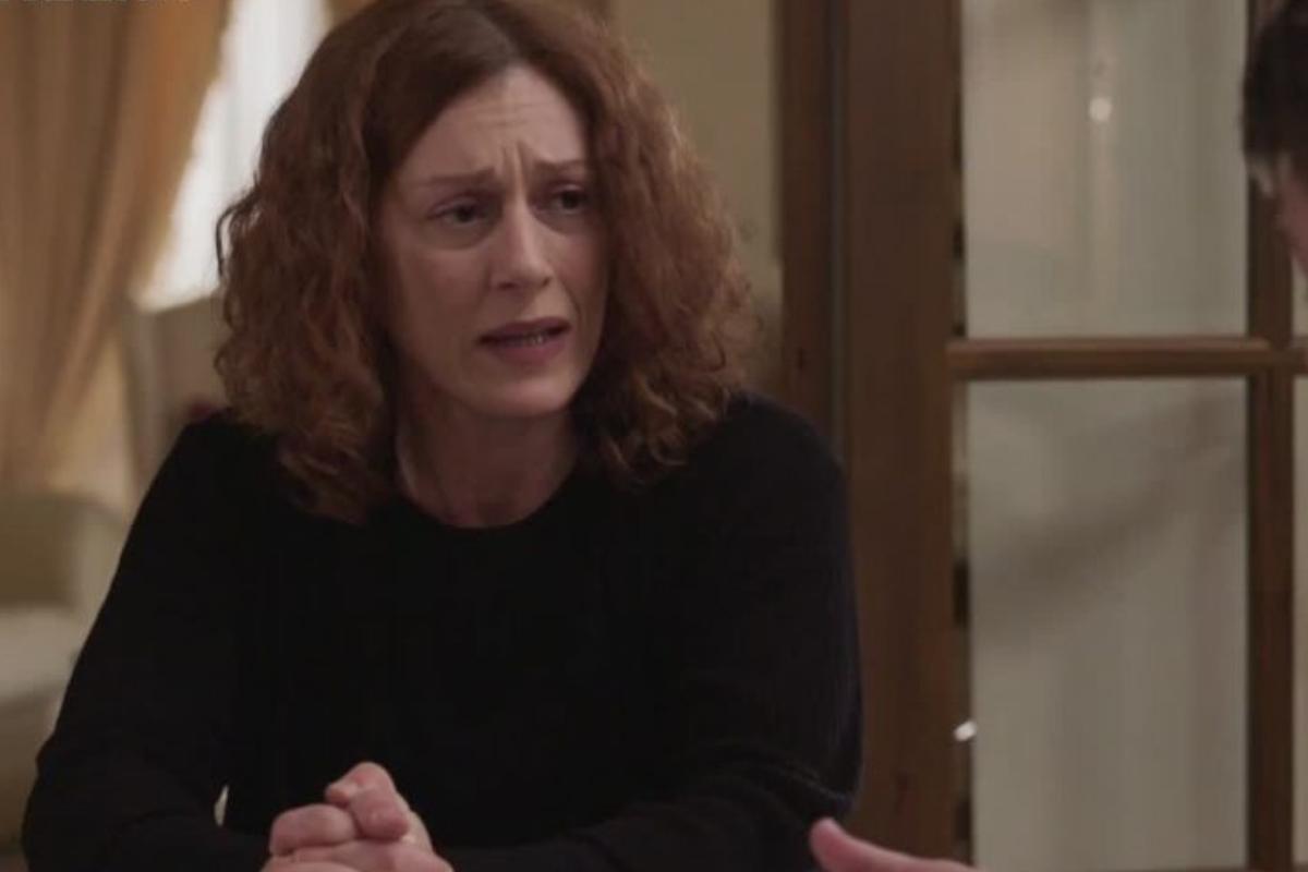 Η Γη της Ελιάς-Χάιδω- Η Γη της Ελιάς-Χάιδω-