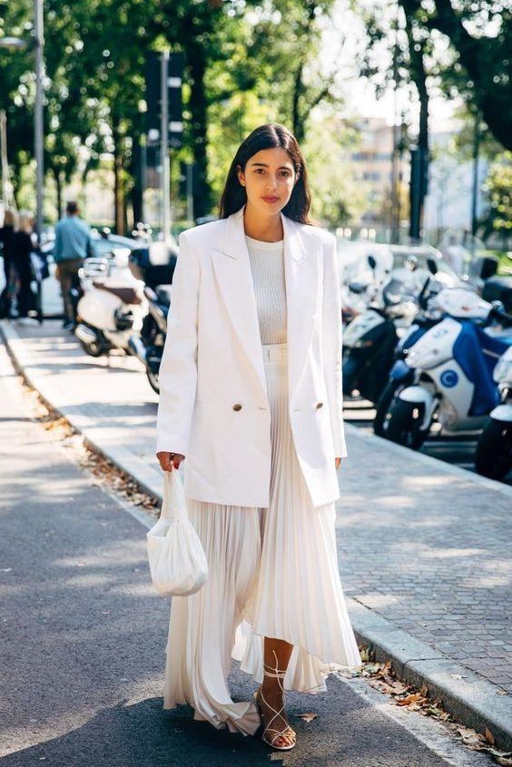 λευκό φόρεμα-τάσεις-Άνοιξη-Καλοκαίρι-2024-ιδέες- λευκό φόρεμα-τάσεις-Άνοιξη-Καλοκαίρι-2024-ιδέες-