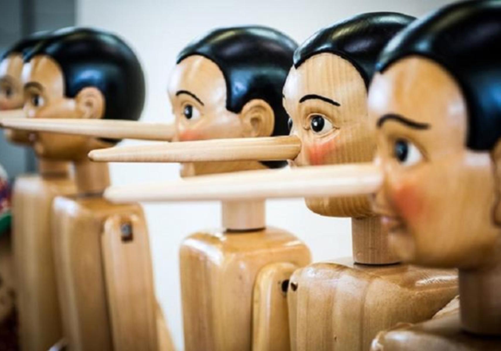 Πρωταπριλιά: Γιατί λέμε ψέματα – Πως ξεκίνησε και πού έχει τις ρίζες του το έθιμο