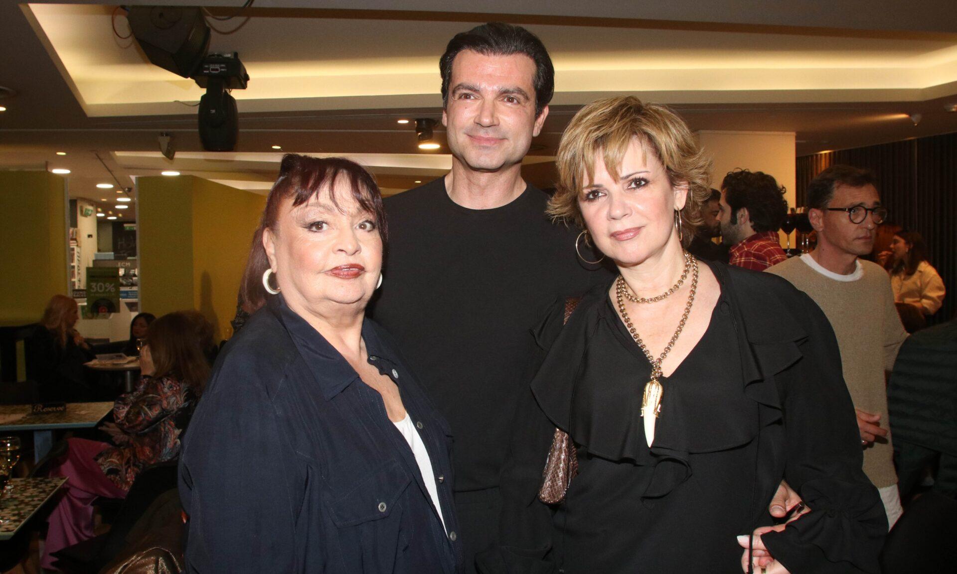 Έλενα Κατρίτση : Η σπάνια δημόσια εμφάνιση και το νεο look της