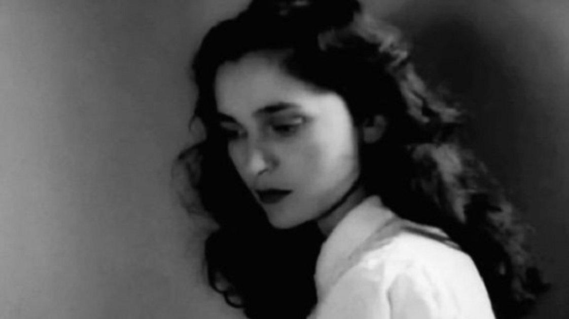 Η Ελληνίδα ηθοποιός με τα 9 αδέρφια, την καριέρα από 8 χρονών ο γάμος που την σημαδεψε και τα 100 χρόνια ζωής