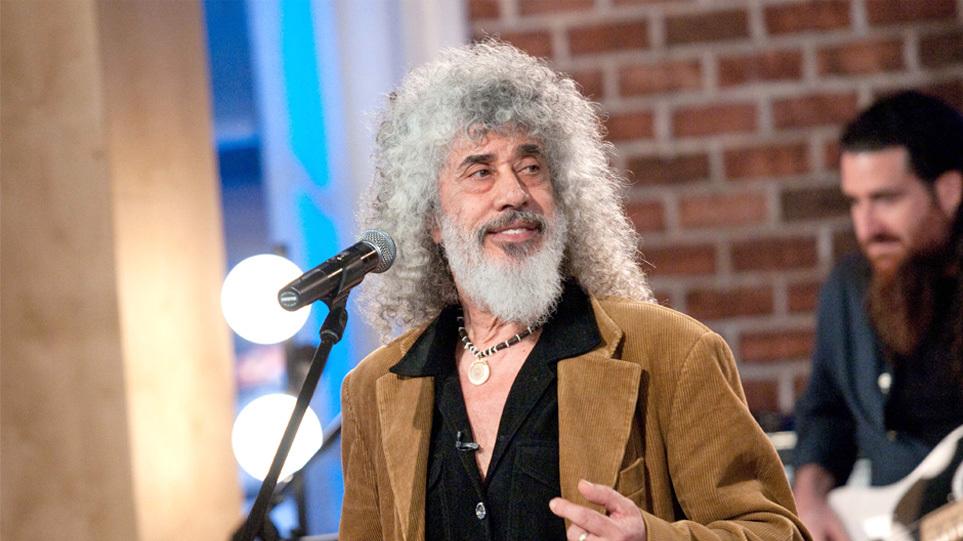 Συνελήφθη o τραγουδιστής Γιάννης Γιοκαρίνης