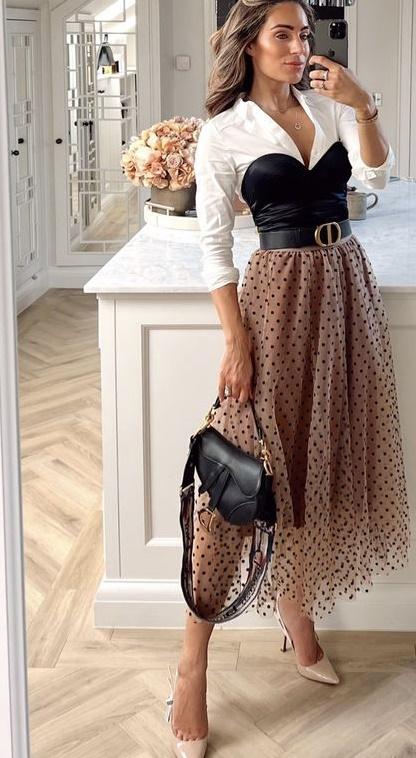 ανοιξιάτικο-ντύσιμο-με-κορσέ-και-μάξι-πουά φούστα-ιδέες-