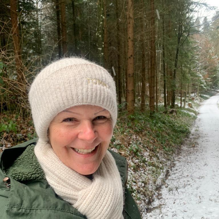 Γιοχάνα Αλεξανδράκη: Tα παιδιά της μεγάλωσαν και μοιάζουν απίστευτα με τον παππού τους Αλέκο