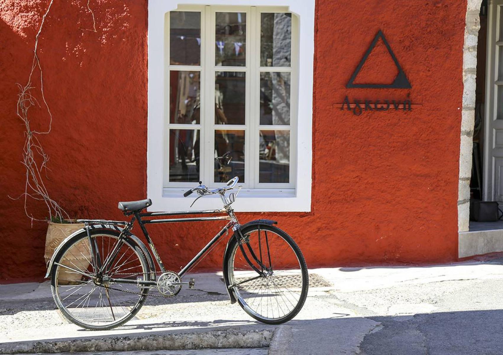 Πάσχα στο Λεωνίδιο Αρκαδίας: Ένα παραμυθένιο σκηνικό με τα φαντασμαγορικά φλεγόμενα αερόστατα