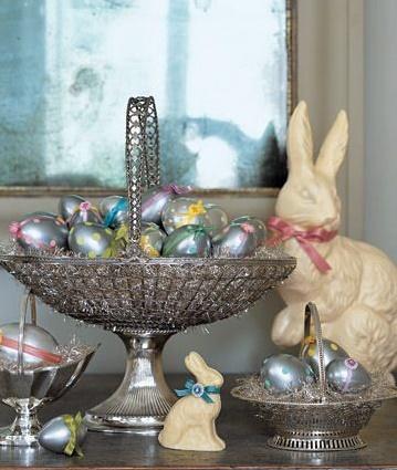 ιδέες-για-Πασχαλινή διακόσμηση-σε-μεταλλικά χρώματα-Πάσχα 2024-