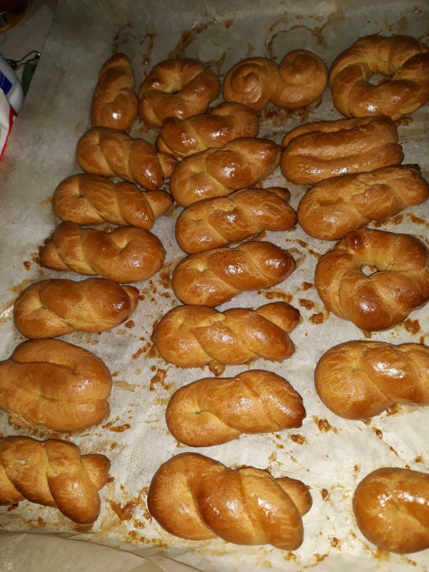 πασχαλινά-κουλουράκια-συνταγή- πασχαλινά-κουλουράκια-συνταγή-