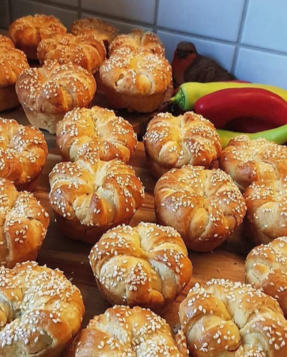 αλμυρά μάφινς-με-τυρί κρέμα-συνταγή- αλμυρά μάφινς-με-τυρί κρέμα-συνταγή-