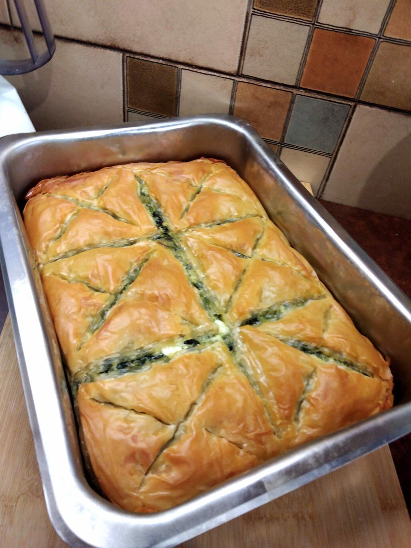 σπανακοτυρόπιτα-για-εργαζόμενες μαμάδες-συνταγή- σπανακοτυρόπιτα-για-εργαζόμενες μαμάδες-συνταγή-