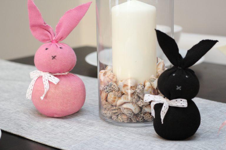 πασχαλινή-κατασκευή-για-παιδιά-με-κάλτσα-