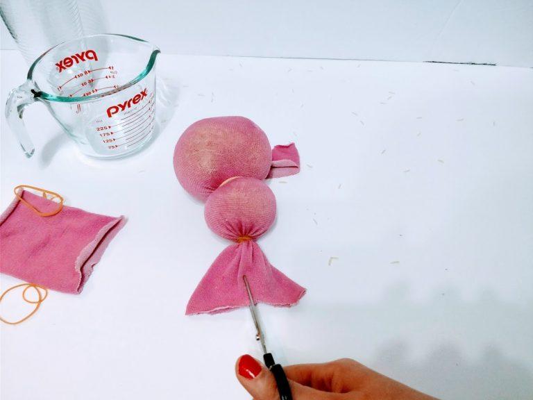 πασχαλινή-κατασκευή-για-παιδιά-με-κάλτσα-