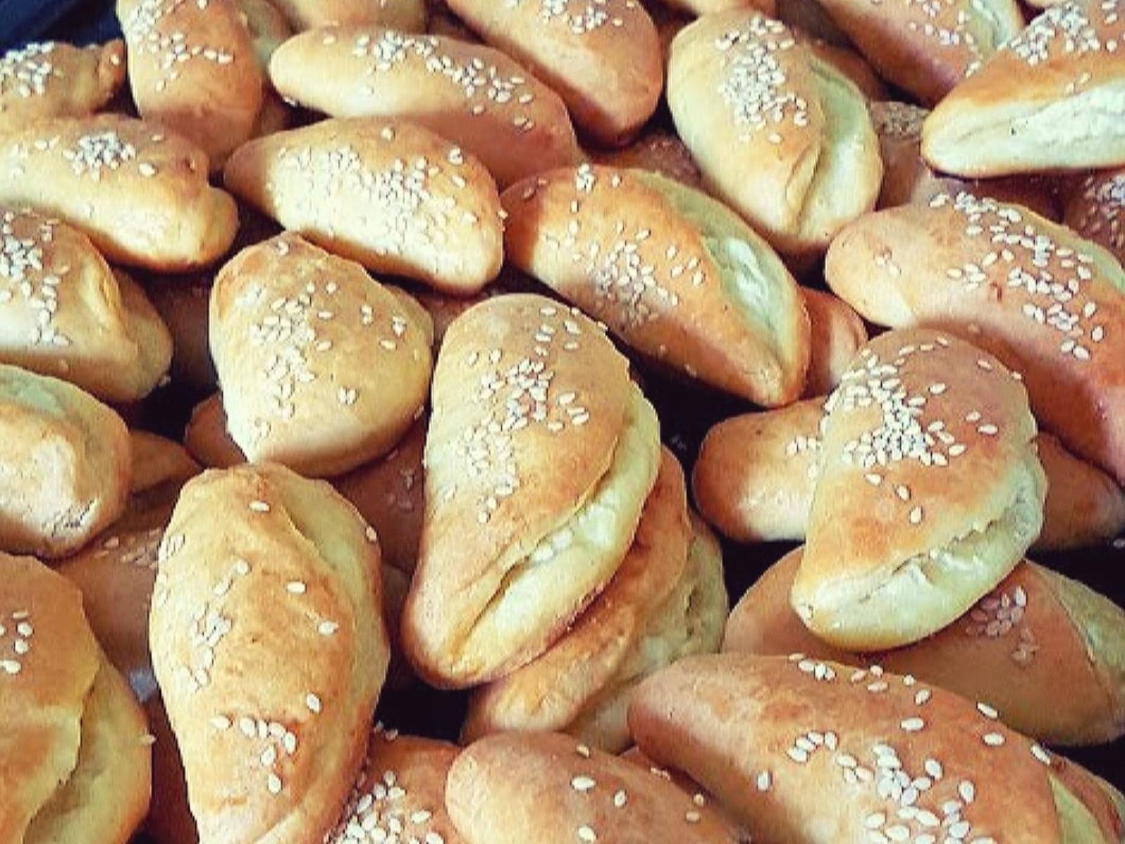 Βουτυρένια-τυροπιτάκια-συνταγή- Βουτυρένια-τυροπιτάκια-συνταγή-