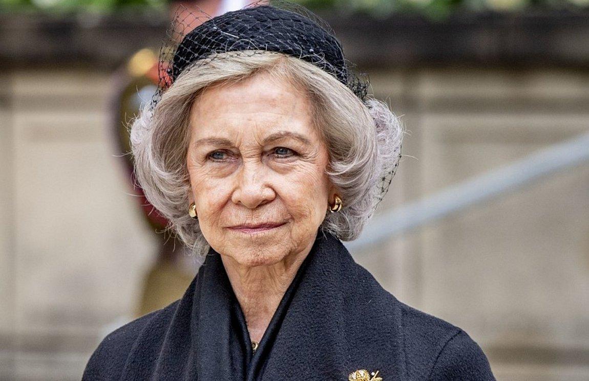 Εσπευσμένα στο νοσοκομείο η βασίλισσα της Ισπανίας Σοφία