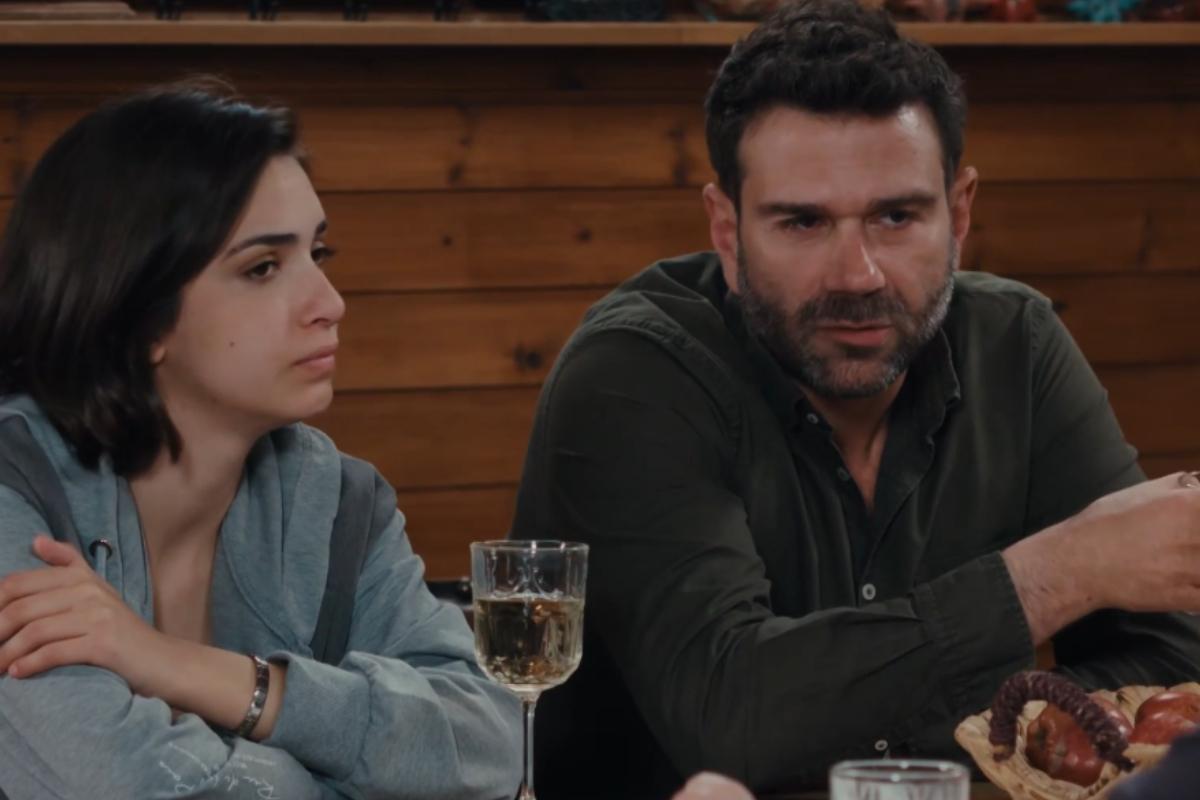 Η Γη της Ελιάς-Μάνος-Μαρίνα-