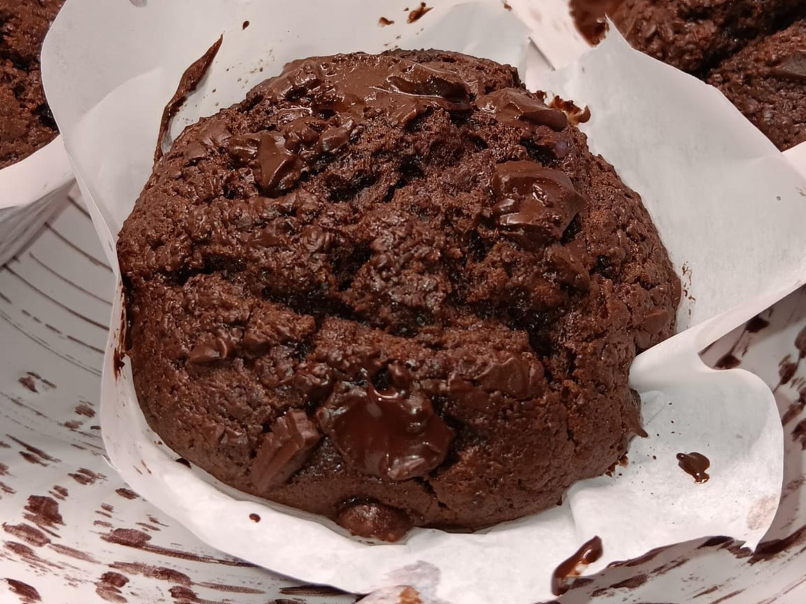 σοκολατένια-ατομικά-κεκάκια-συνταγή-