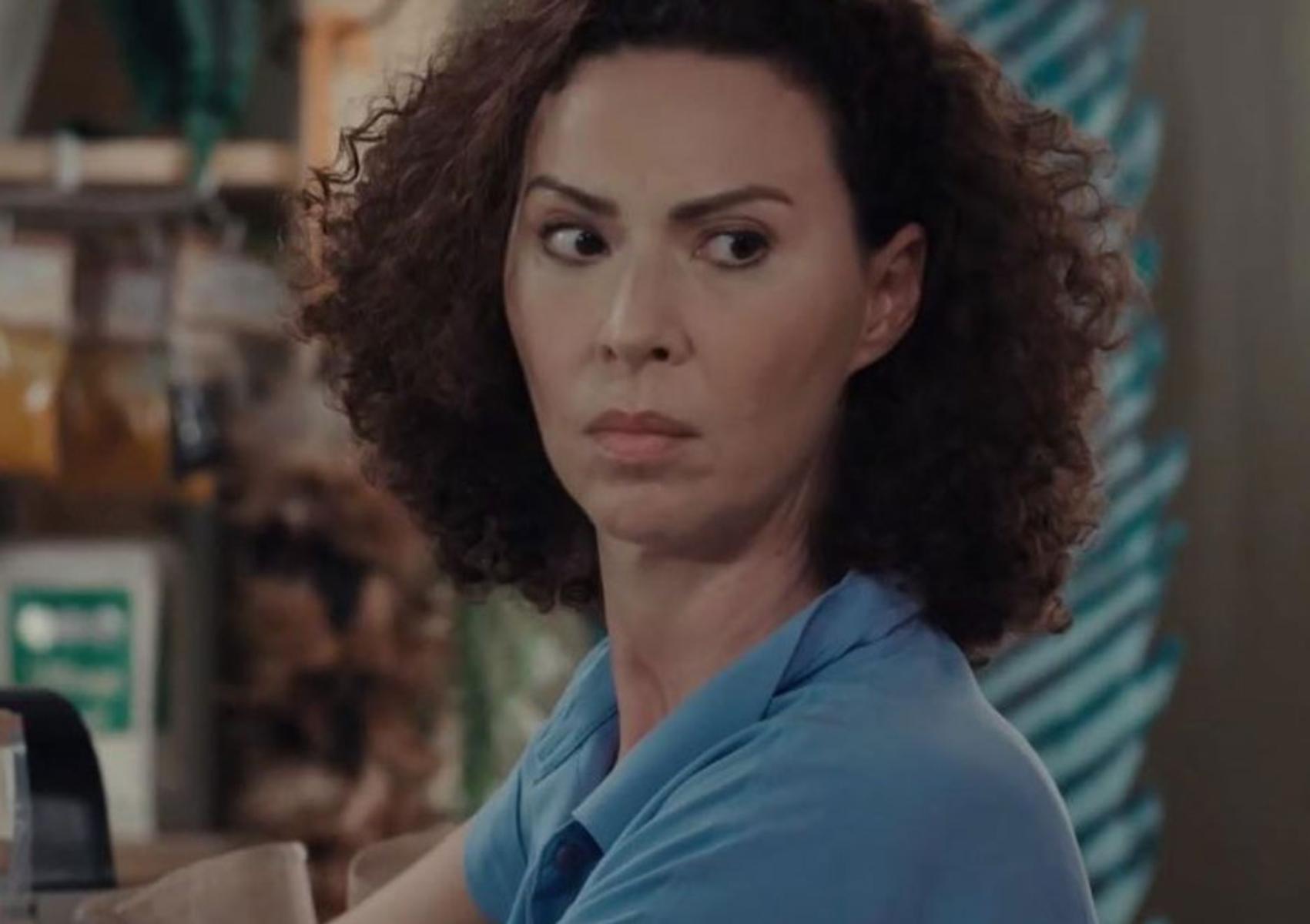 Η Γη της Ελιάς: Απερίγραπτη η Αρετή ξεγράφει την Βασιλική