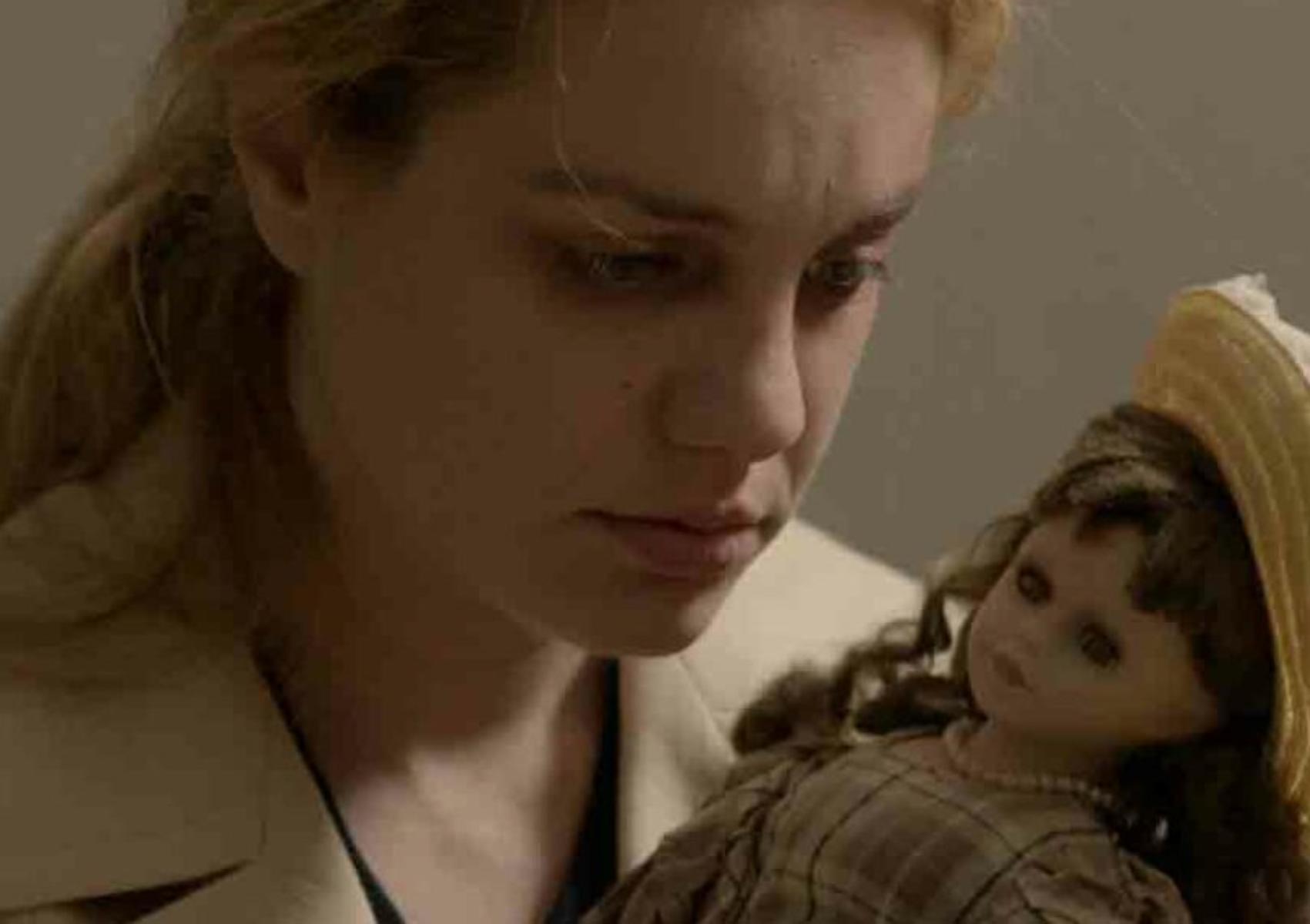 Το Προξενιό της Ιουλίας: H Ιουλία παραδίδεται στη μοίρα που επέλεξαν άλλοι για εκείνη