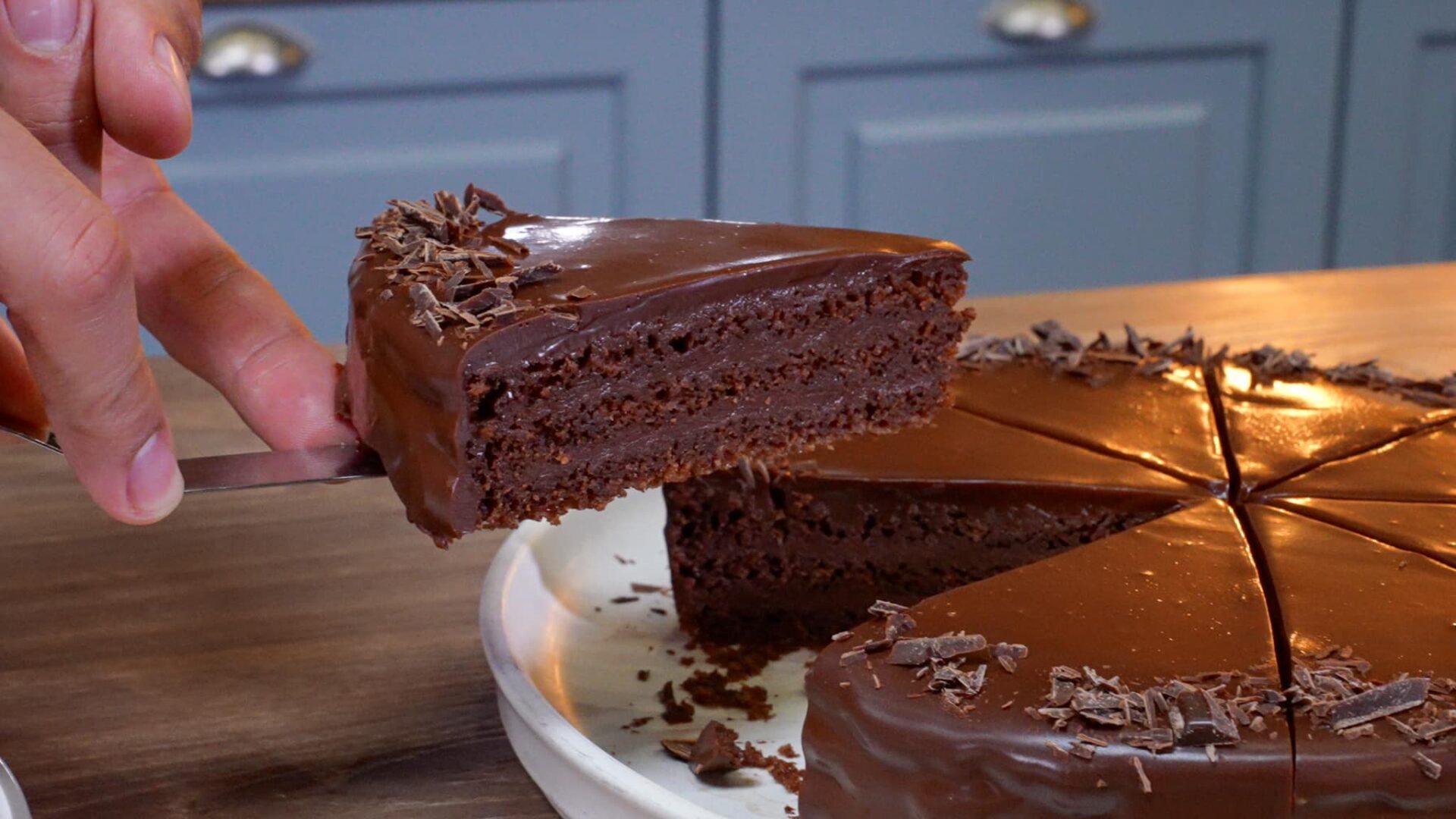 νηστίσιμη-τούρτα σοκολάτα-χωρίς-μίξερ-συνταγή- νηστίσιμη-τούρτα σοκολάτα-χωρίς-μίξερ-συνταγή-