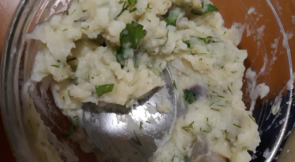 Νηστίσιμα-πατατοπιτάκια-συνταγή-