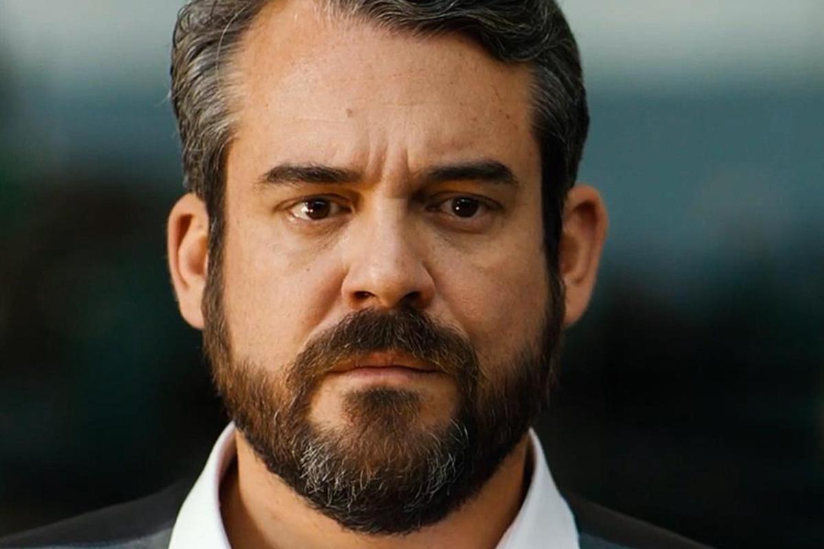 Οι Ψυχοκόρες: Ο Κοσμάς αντιλαμβάνεται το άσχημο παιχνίδι που του παίζει ο Βαγγέλης