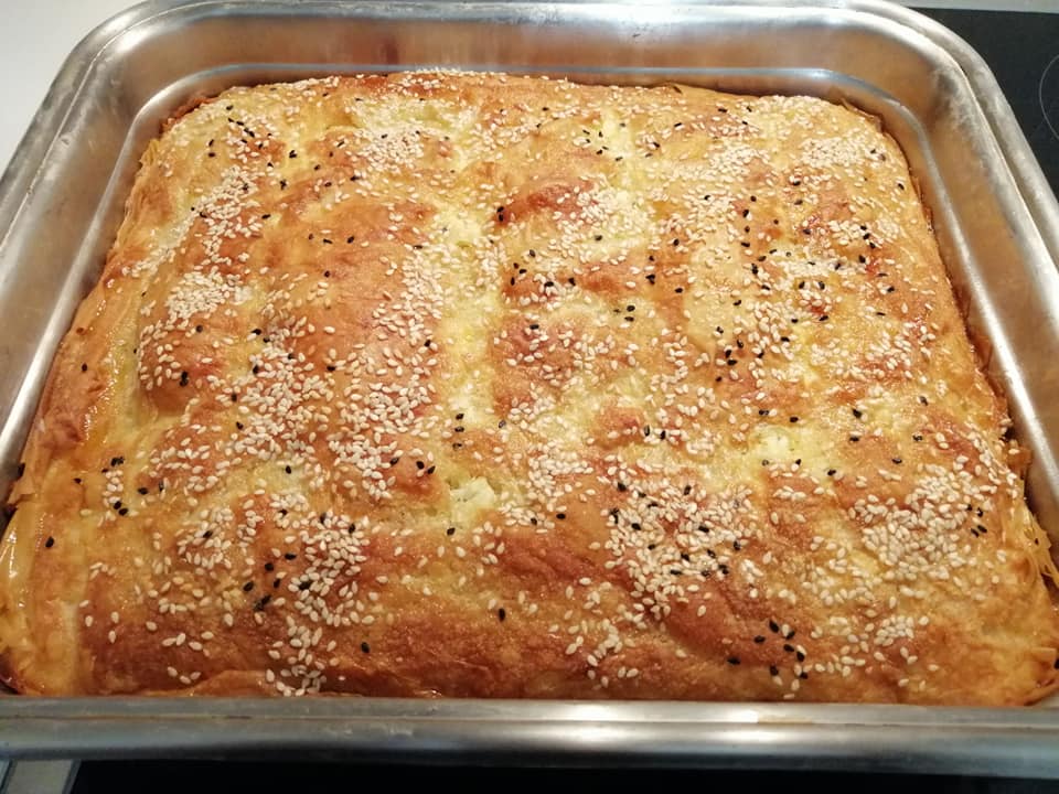 τυρόπιτα-με-ζαγορίσιο φύλλο-συνταγή-