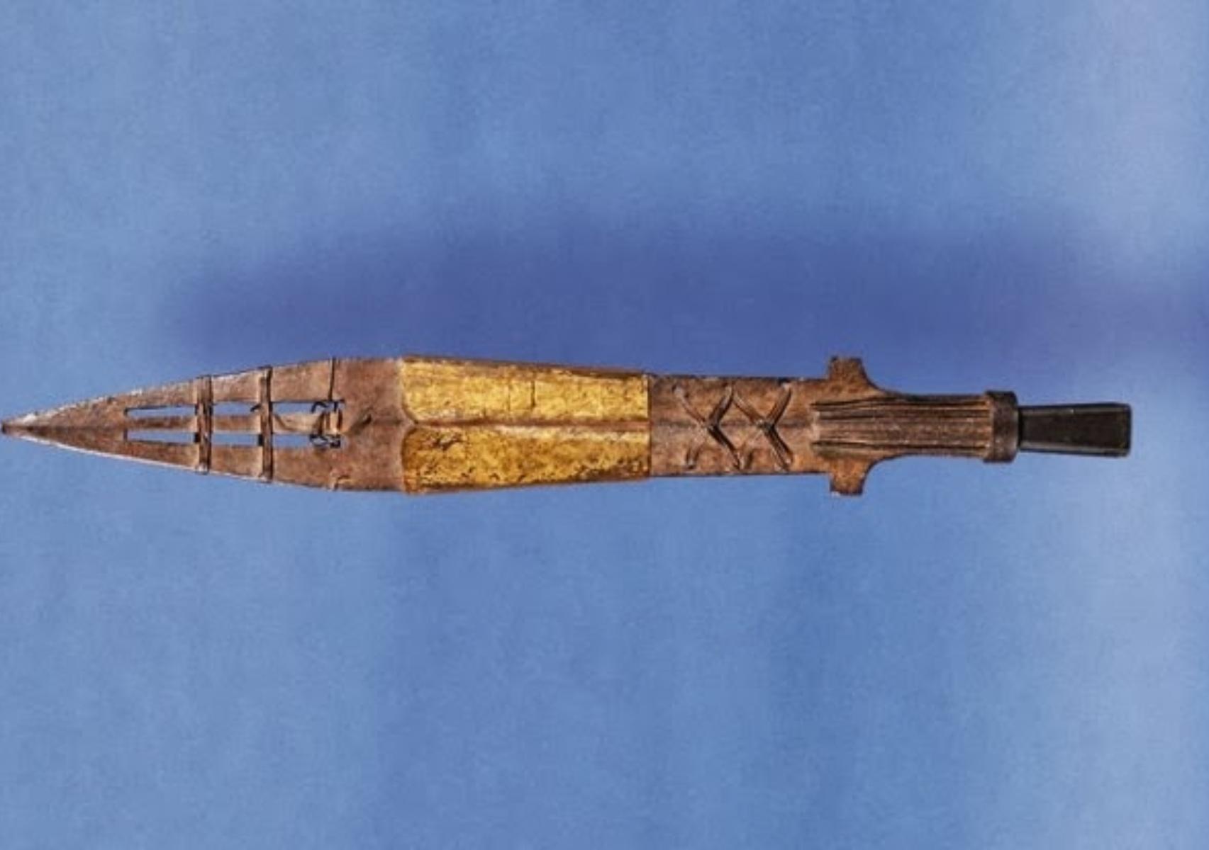 Η Λόγχη του Πεπρωμένου: Η ιστορία και ο θρύλος πίσω από το ιερό κειμήλιο που τρύπησε τα πλευρά του Χριστού