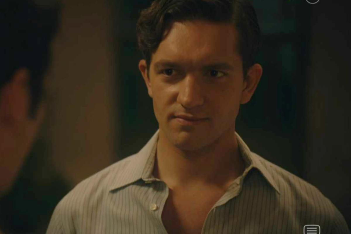 Το Ναυάγιο: Ο Άγγελος κοροϊδεύει τον Δημοσθένη