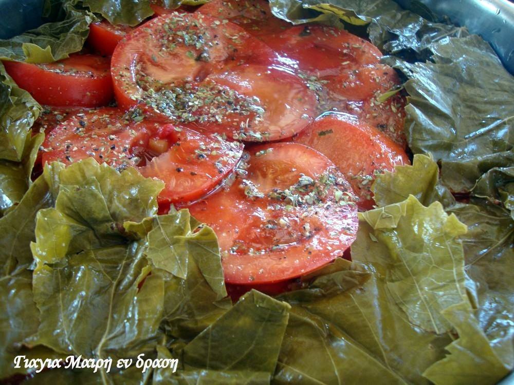 Κυριακή των Βαΐων-γαύρος πλακί-στα-αμπελόφυλλα-συνταγή- Κυριακή των Βαΐων-γαύρος πλακί-στα-αμπελόφυλλα-συνταγή-