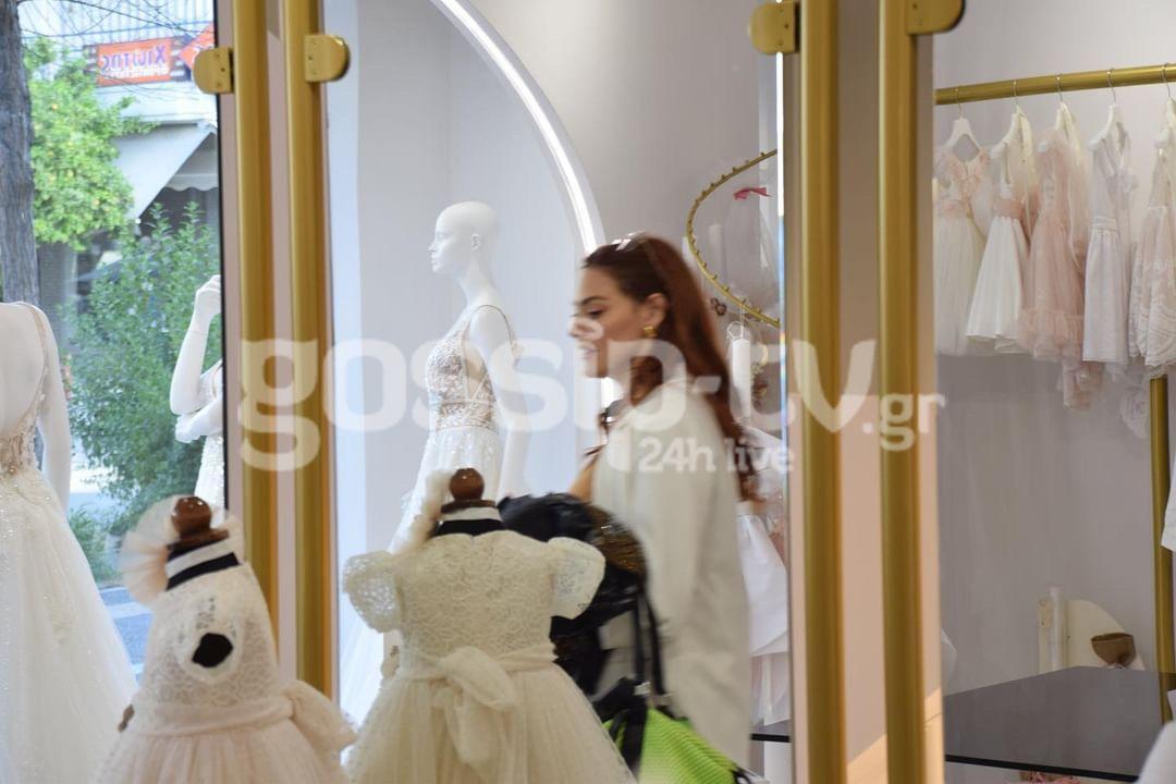 Παντρεύονται Σπύρος Μαρτίκας και Βρισηίδα Ανδριώτου : Φωτογραφίες απο την πρόβα νυφικού