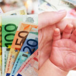 Επίδομα γέννησης: Πότε πληρώνεται μαζί με τα αναδρομικά