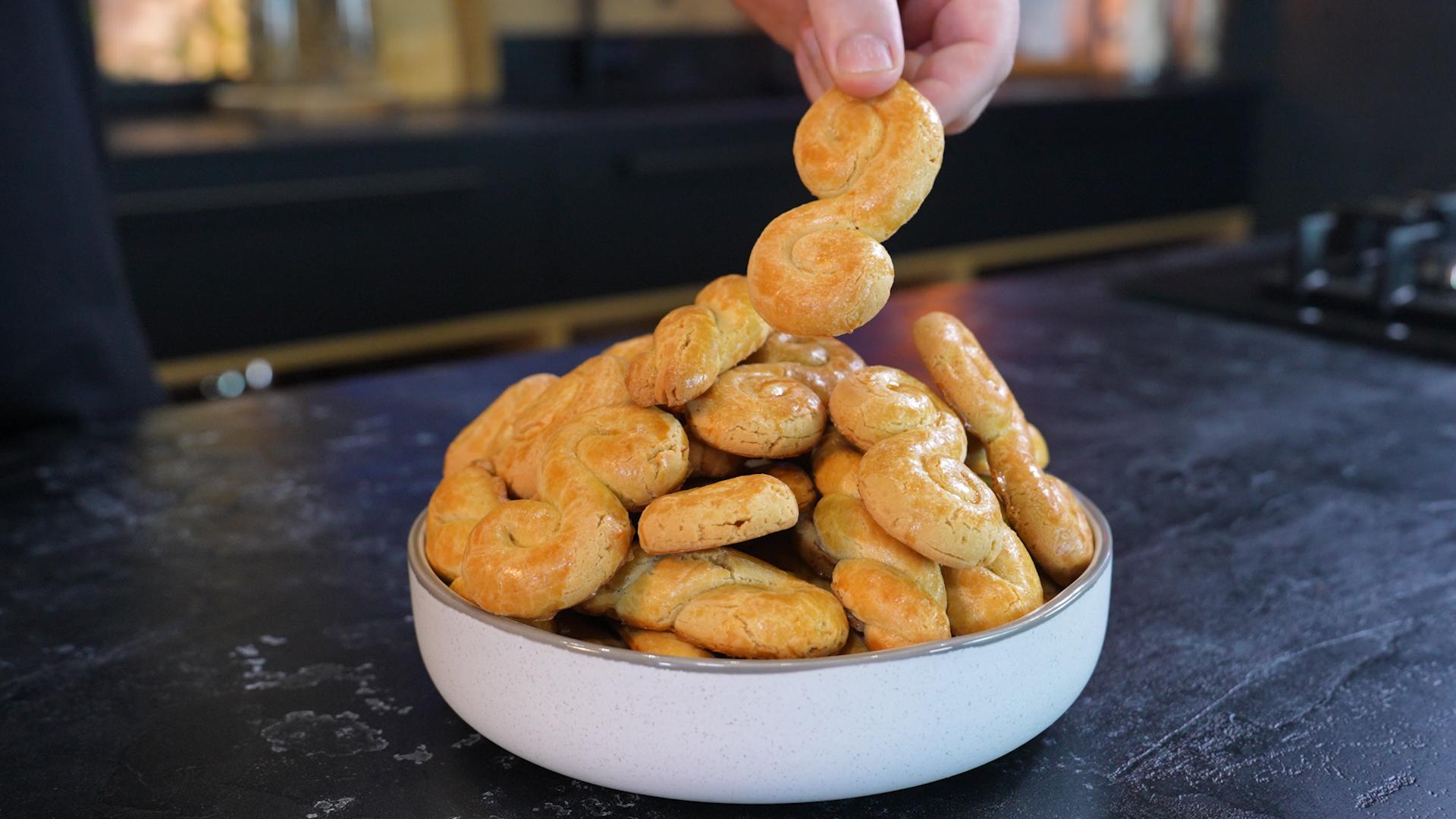 πασχαλινά-κουλουράκια-συνταγή- πασχαλινά-κουλουράκια-συνταγή-