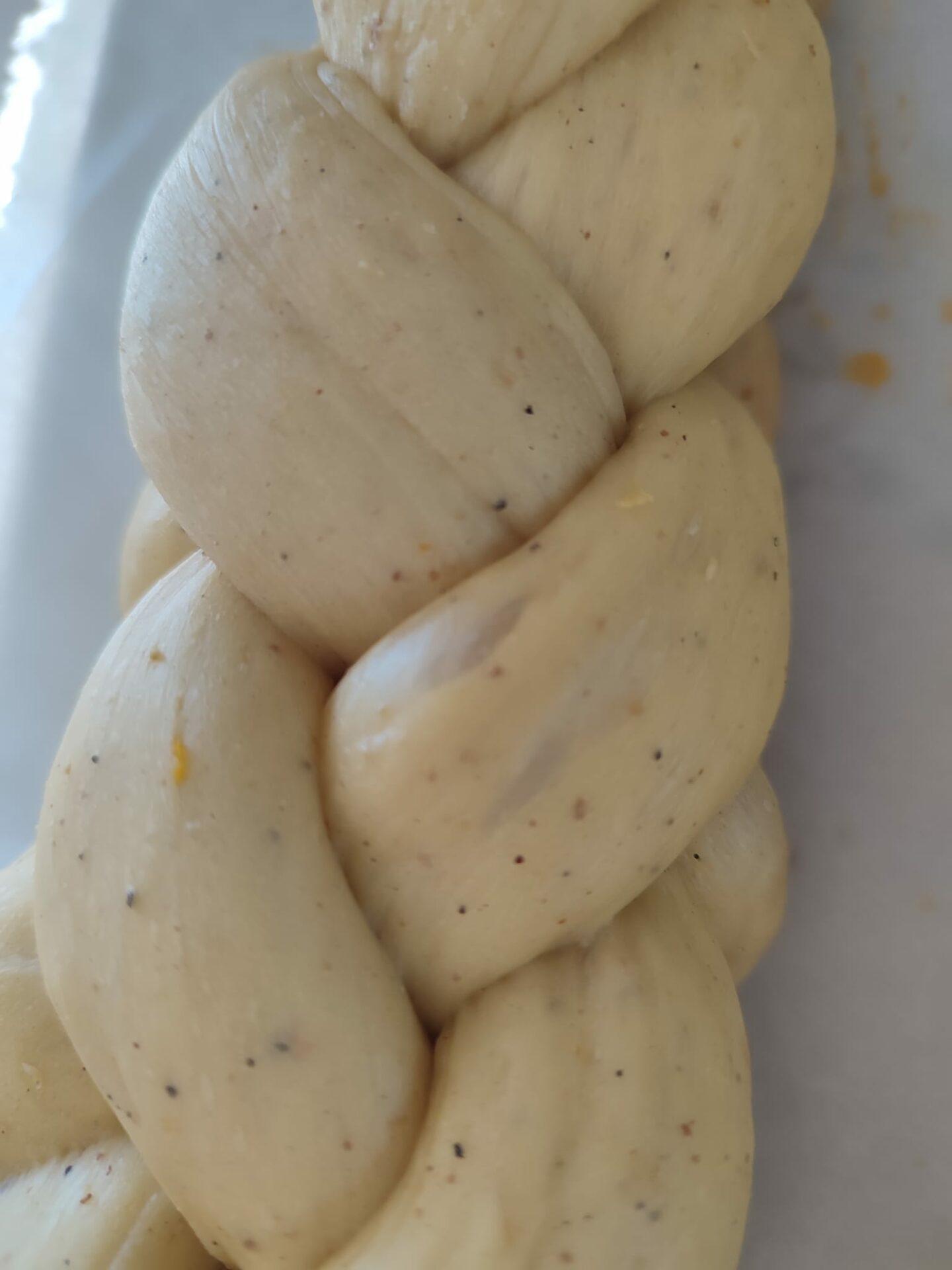 Μαστιχωτό-τσουρέκι-με ίνες-συνταγή- Μαστιχωτό-τσουρέκι-με ίνες-συνταγή-