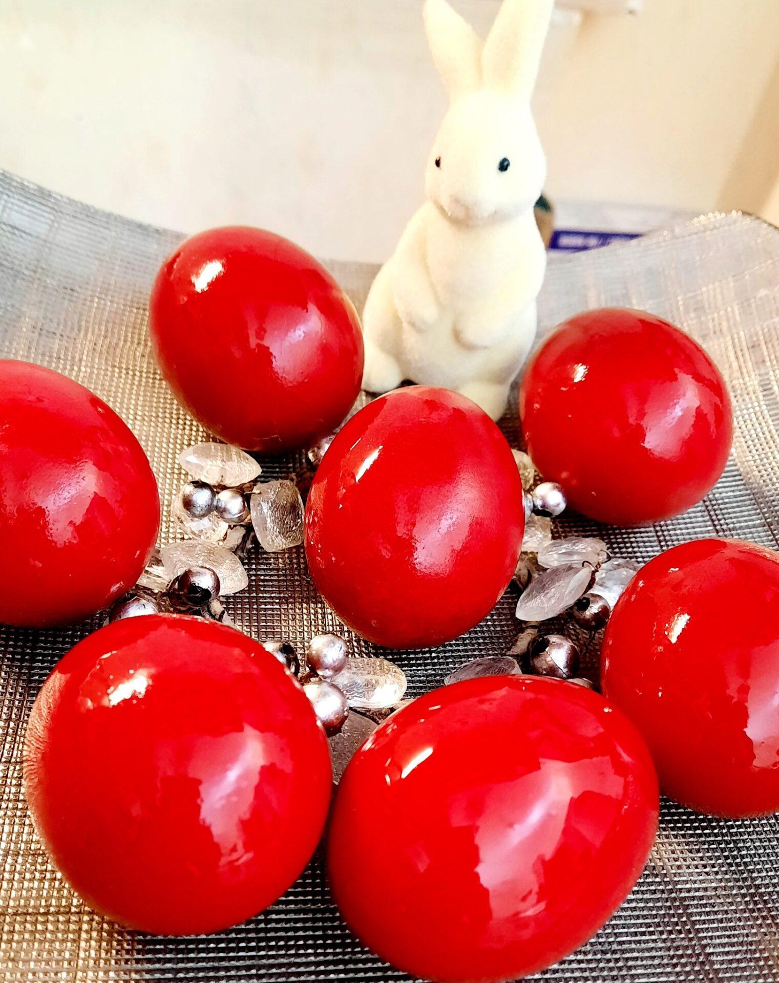 Κόκκινα Αυγά:Kόλπα και μυστικά για να βάψεις τα πιο γυαλιστερά αυγά με βαφή εμπορίου