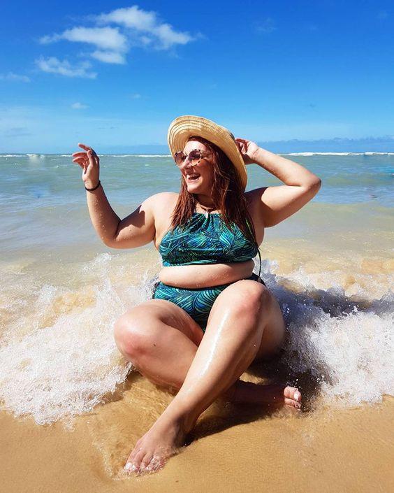 τάσεις-στα-plus size μαγιό-Καλοκαίρι 2024-ιδέες- τάσεις-στα-plus size μαγιό-Καλοκαίρι 2024-ιδέες-