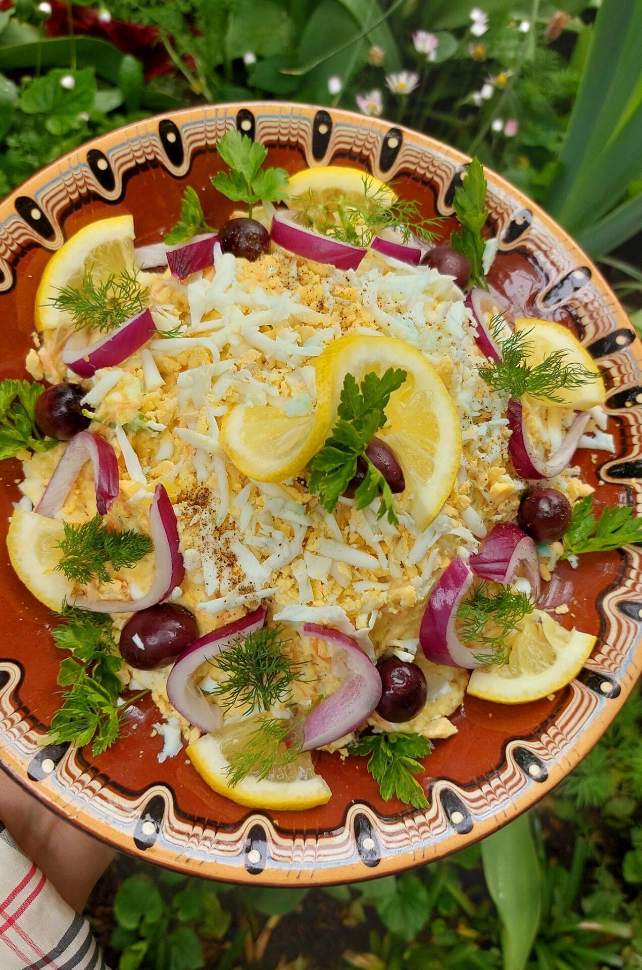 Κοτοσαλάτα-με τα-Πασχαλινά αυγά-συνταγή-