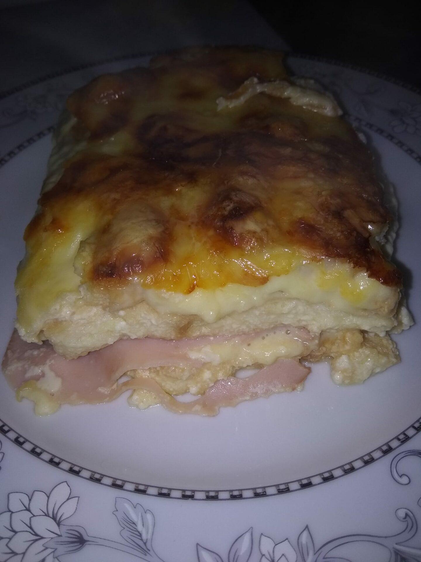 Σουφλέ τυριού με φρυγανιές