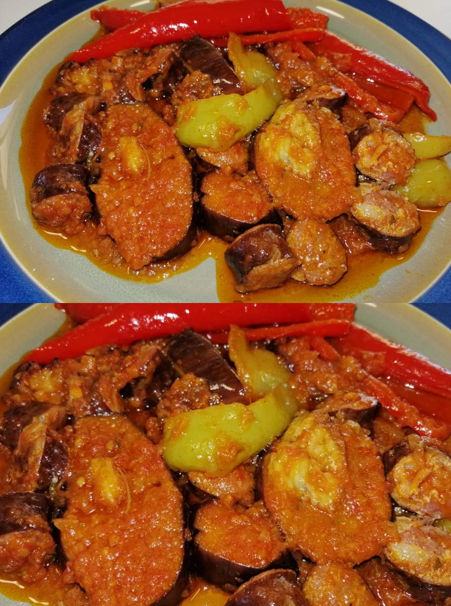 μελιτζάνες-με-πιπεριές-και-λουκάνικα-συνταγή- μελιτζάνες-με-πιπεριές-και-λουκάνικα-συνταγή-