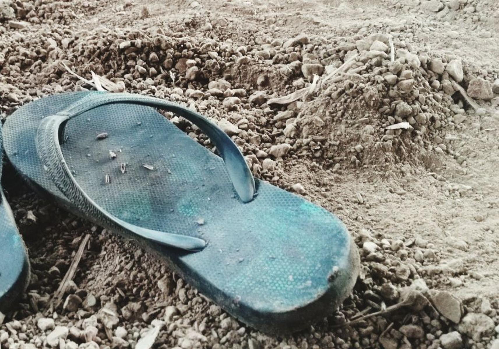 Βρώμικες και στημένες σαγιονάρες: Πως να τις καθαρίσετε ανάλογα με το υλικό τους  