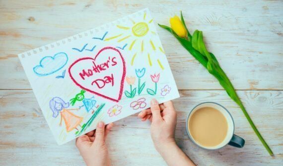 Γιορτή της Μητέρας 2024: Κάθε πότε γιορτάζεται – Πώς καθιερώθηκε