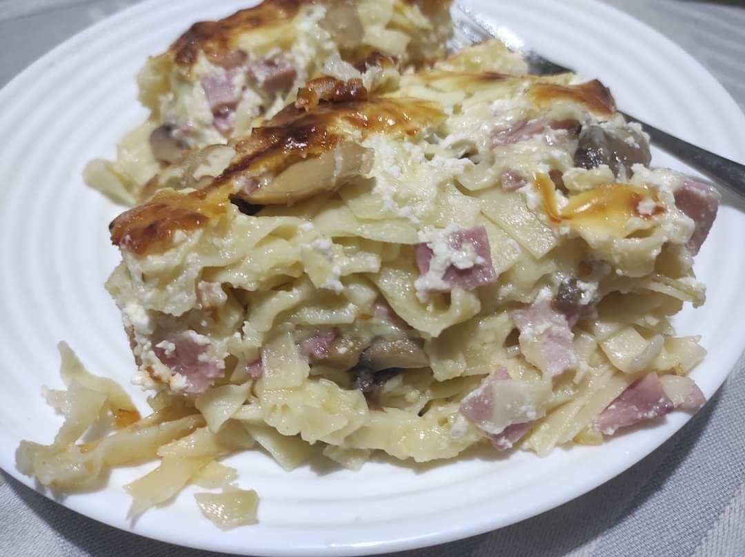 μακαρονοσουφλέ-με-ταλιατέλες-και-μανιτάρια-συνταγή- μακαρονοσουφλέ-με-ταλιατέλες-και-μανιτάρια-συνταγή-