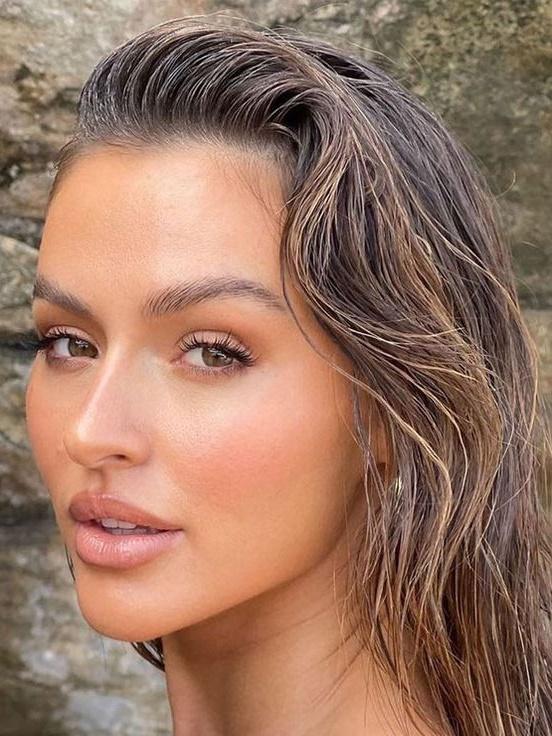 ιδέες-με-τα-κορυφαία trends-στο-μακιγιάζ-το-Καλοκαίρι 2024- ιδέες-με-τα-κορυφαία trends-στο-μακιγιάζ-το-Καλοκαίρι 2024-