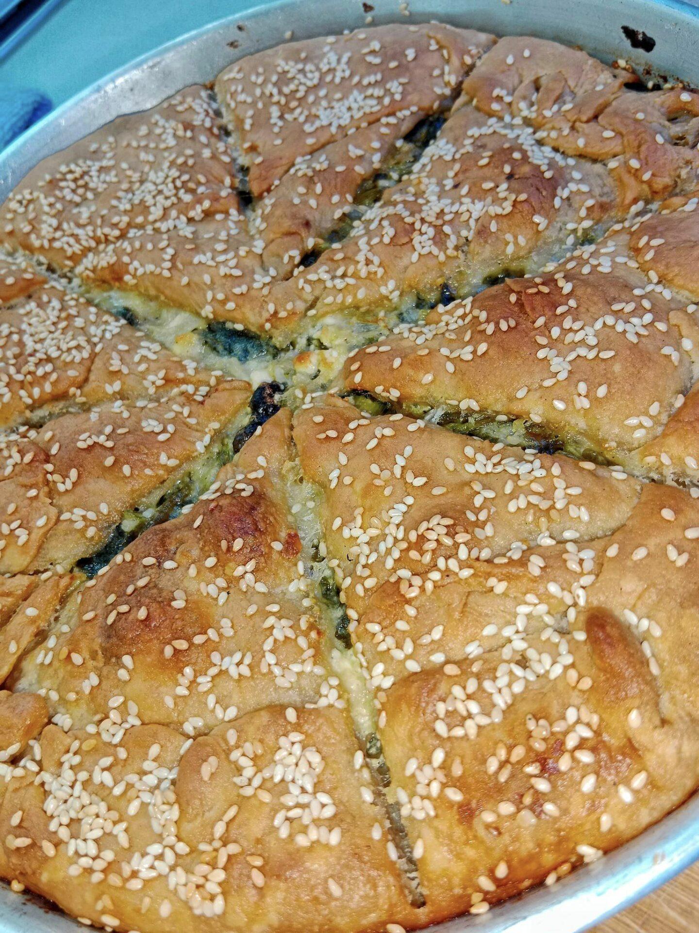 Σπανακοτυρόπιτα-με-γιαούρτι-συνταγή- Σπανακοτυρόπιτα-με-γιαούρτι-συνταγή-